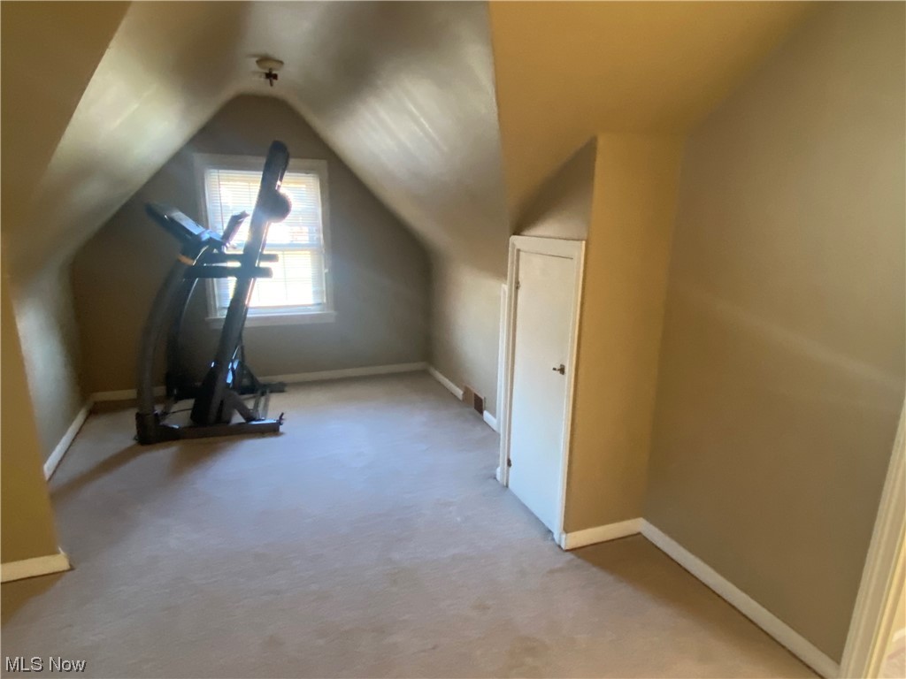 Simon & Minnie Troyers - Residential