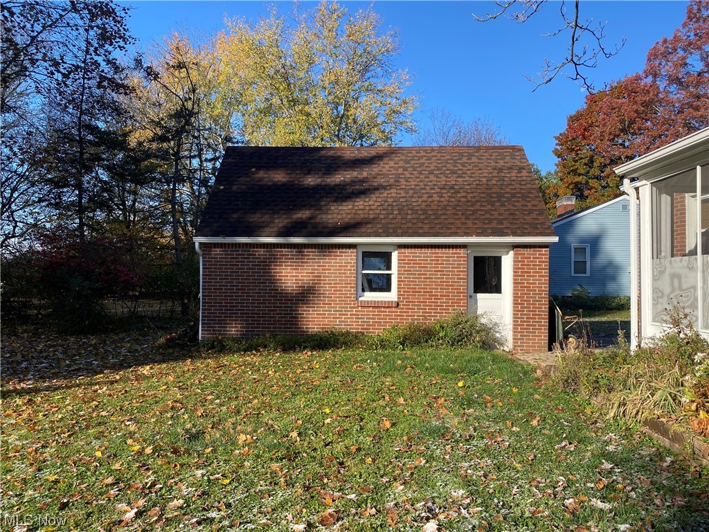 Simon & Minnie Troyers - Residential