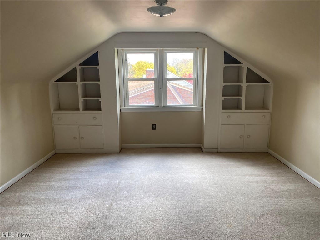 Simon & Minnie Troyers - Residential