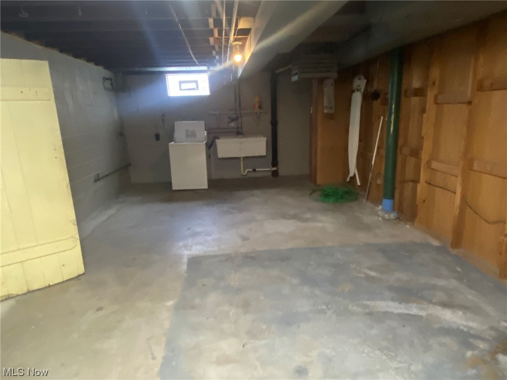 Simon & Minnie Troyers - Residential