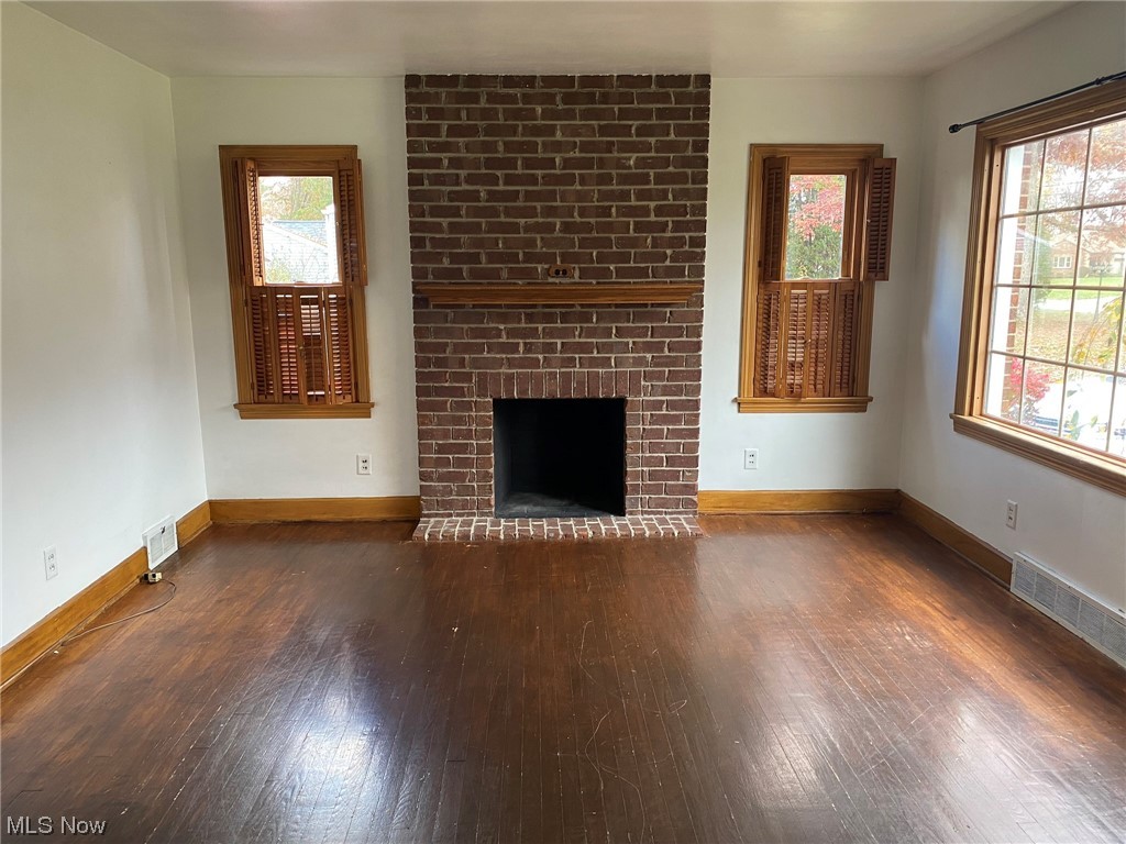 Simon & Minnie Troyers - Residential