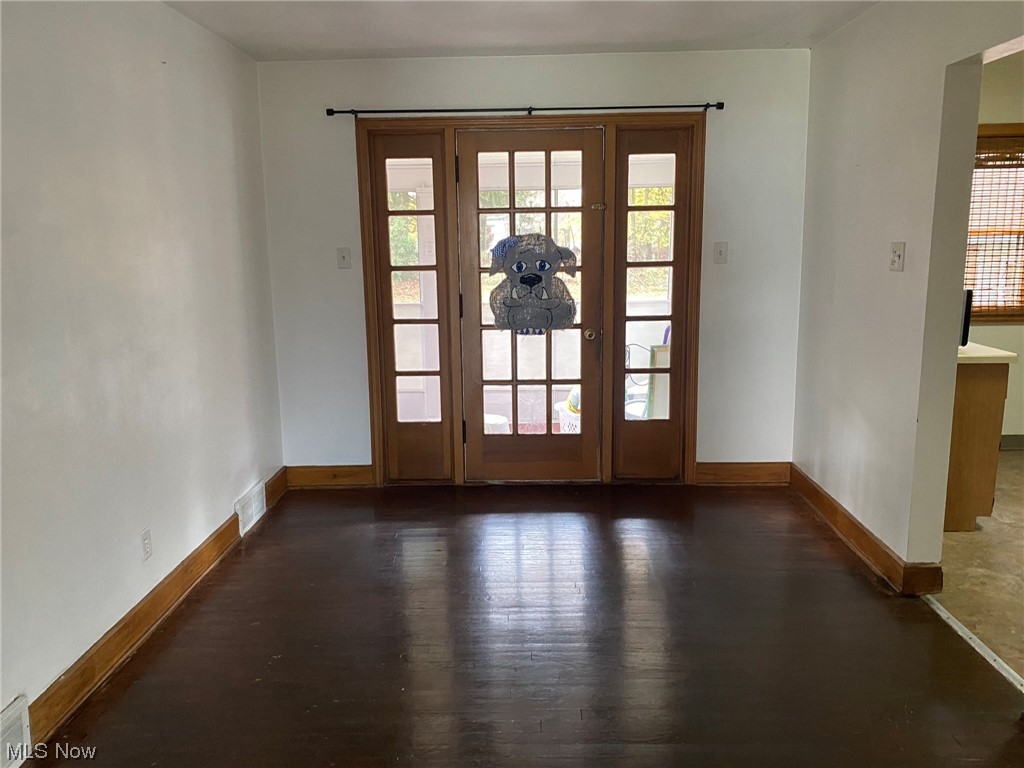 Simon & Minnie Troyers - Residential