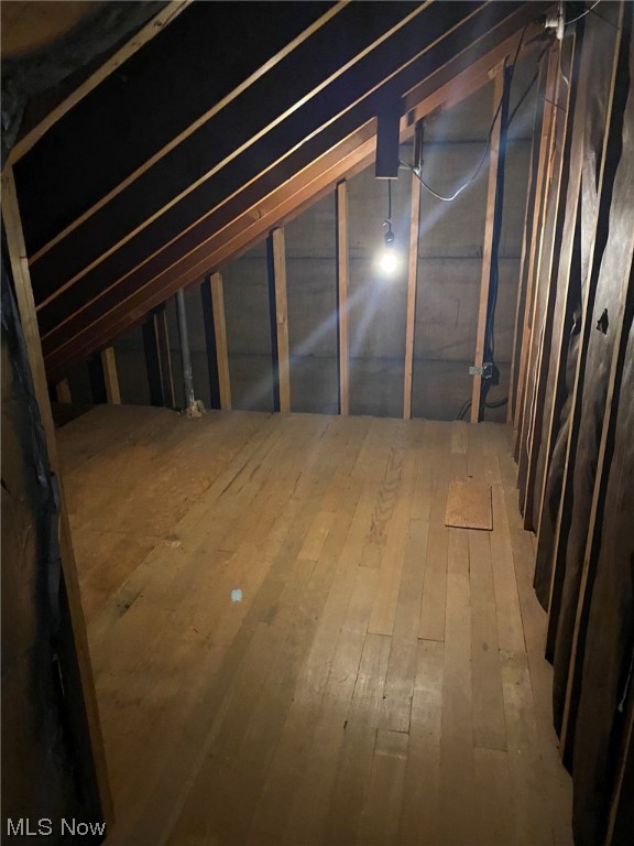 Simon & Minnie Troyers - Residential