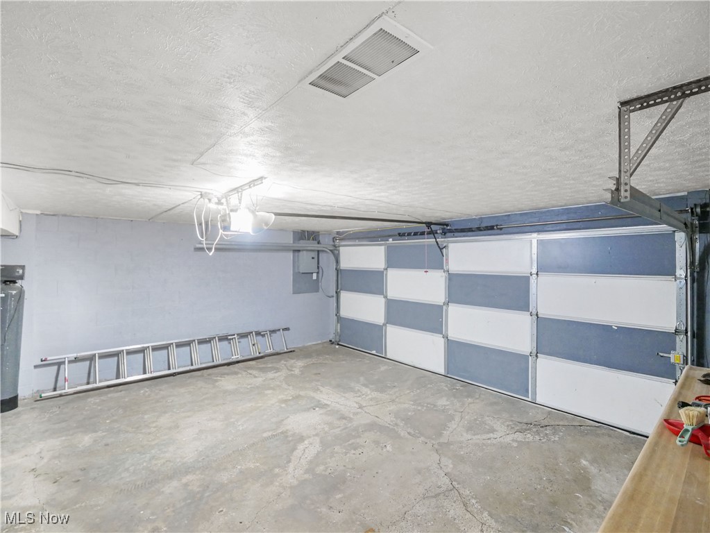 Church Hill Manor - Residential