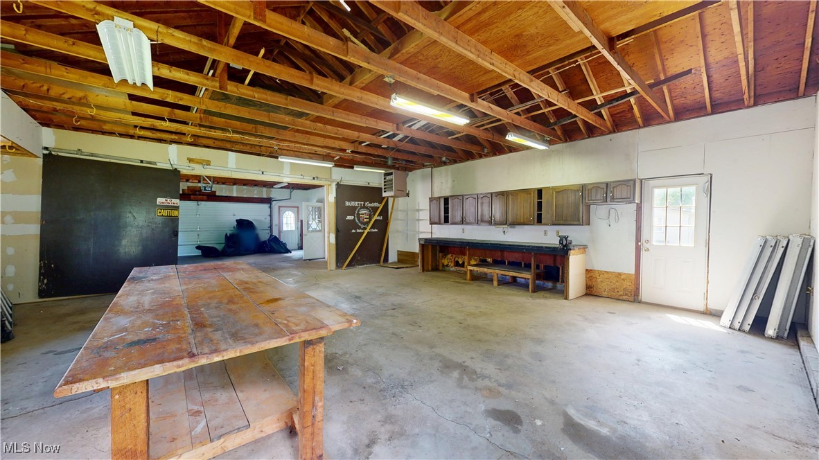 2844 Highland Avenue, Poland, Ohio image 38