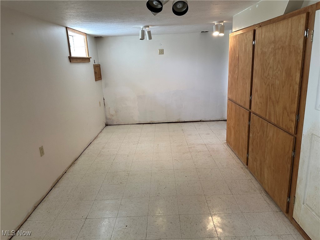2844 Highland Avenue, Poland, Ohio image 32