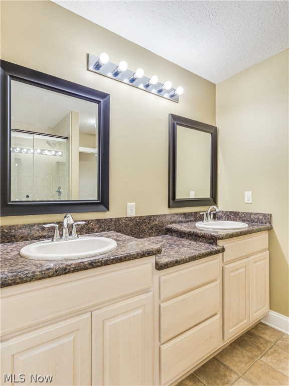 Lakeview Village Condo Ph 11 - Residential