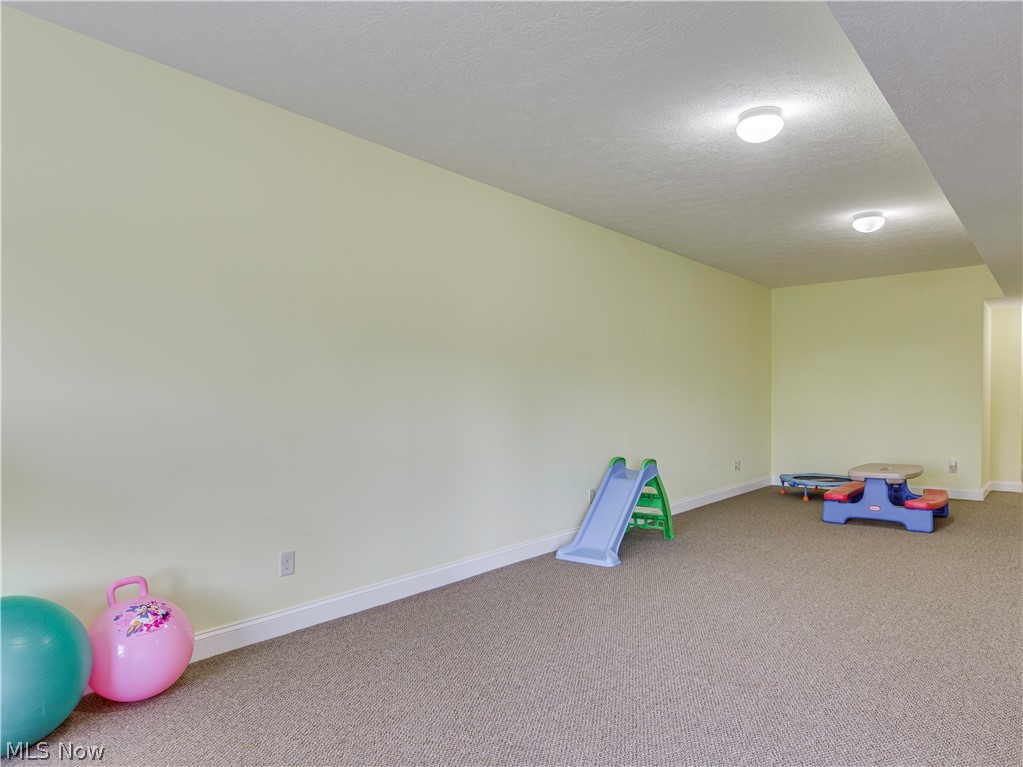 Lakeview Village Condo Ph 11 - Residential