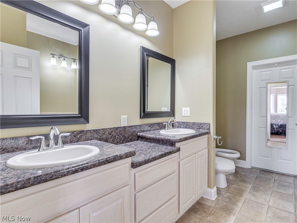 Lakeview Village Condo Ph 11 - Residential