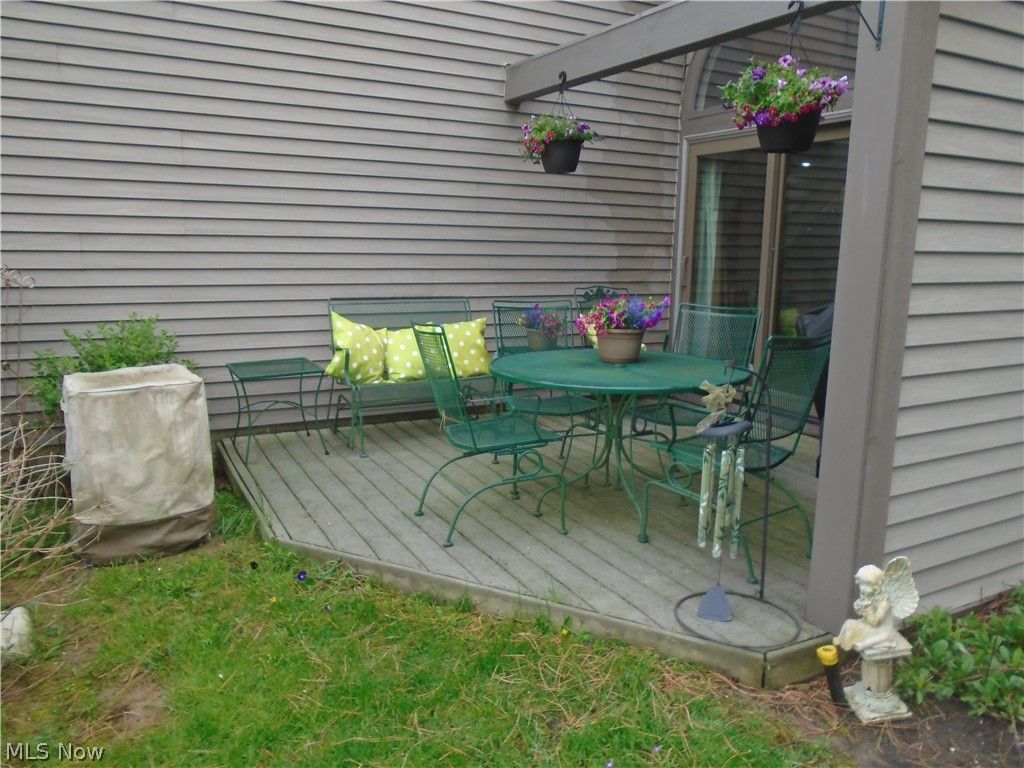 Photo of 4062 Saint Andrews Court #1, Canfield, OH 44406 (MLS # 5202202)