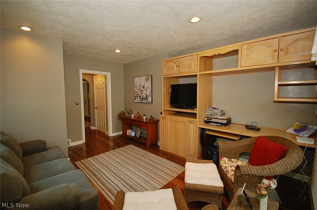 Country Club - Residential