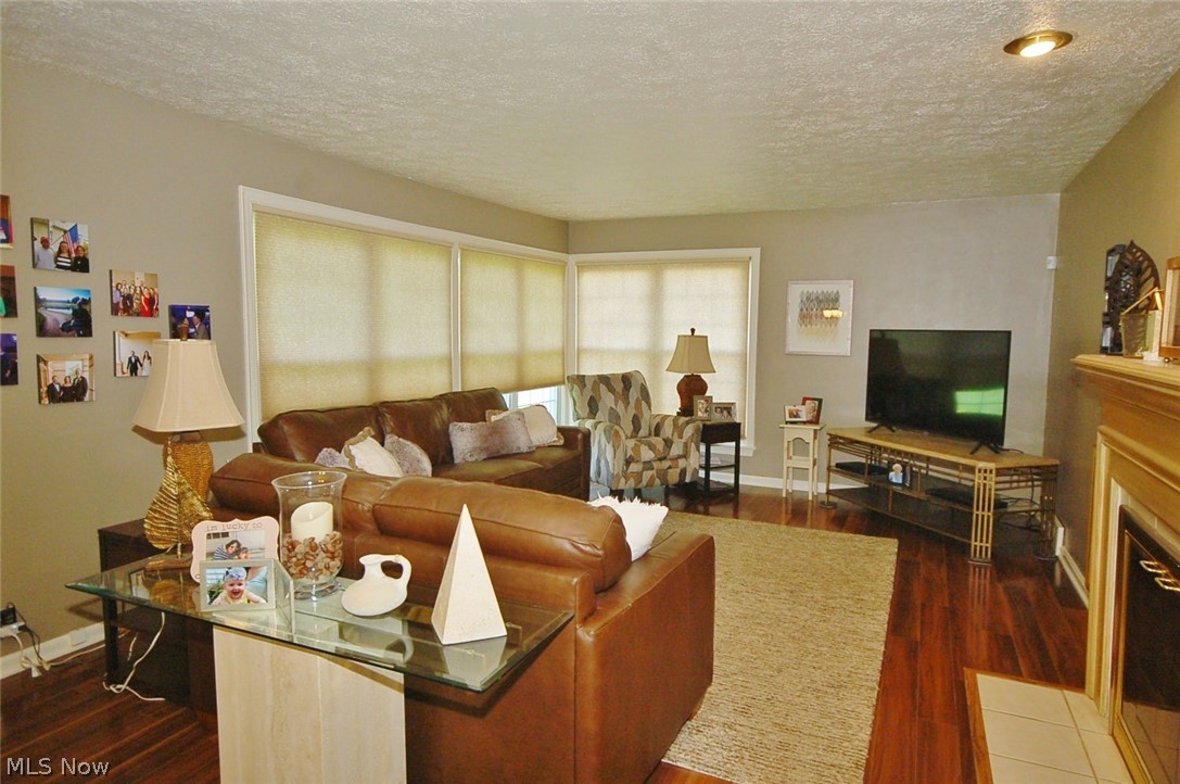 Country Club - Residential