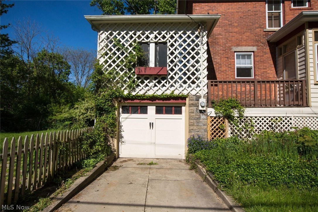 Thompson & Webster - Residential