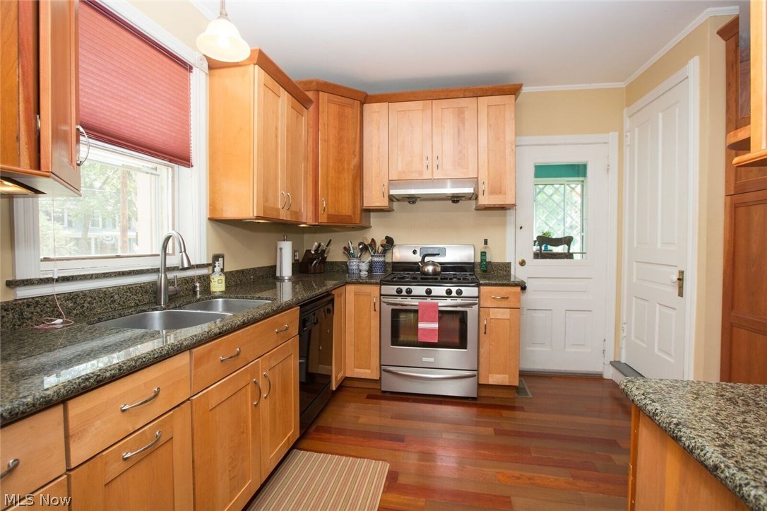 Thompson & Webster - Residential