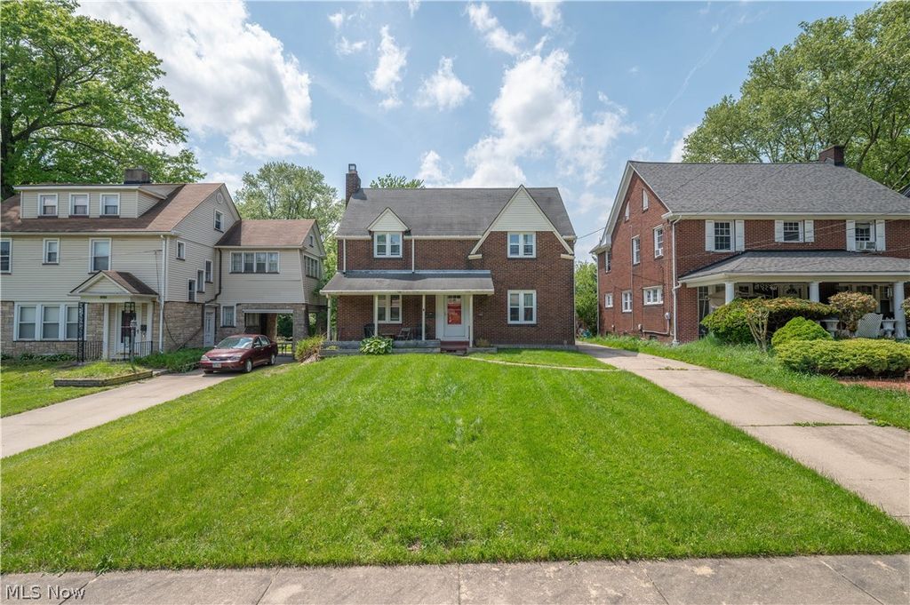Photo of 1842 Coronado Avenue, Youngstown, OH 44504 (MLS # 5211609)