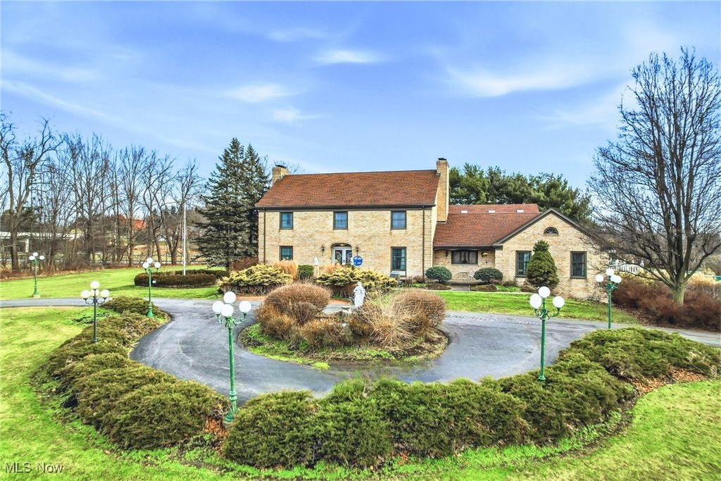 Photo of 9175 Detwiler Road, Canfield, OH 44406 (MLS # 5180174)