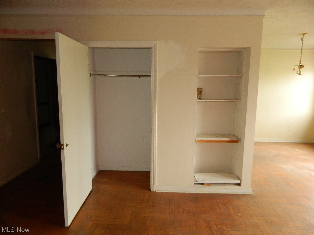 Lee Land - Residential