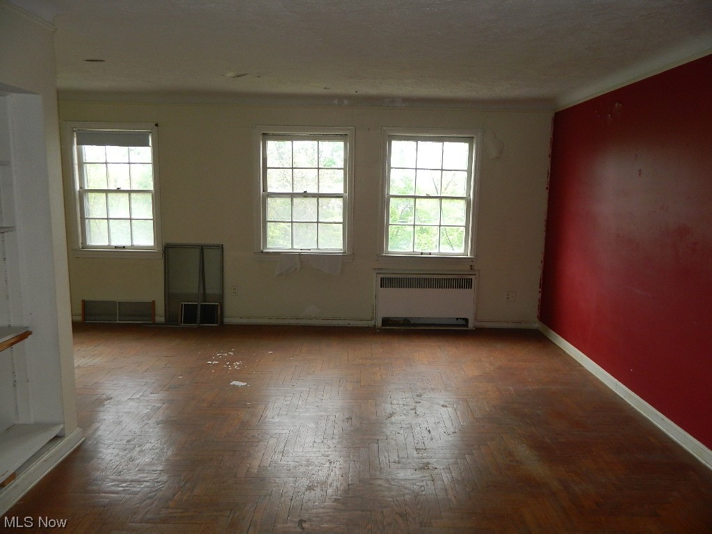 Lee Land - Residential