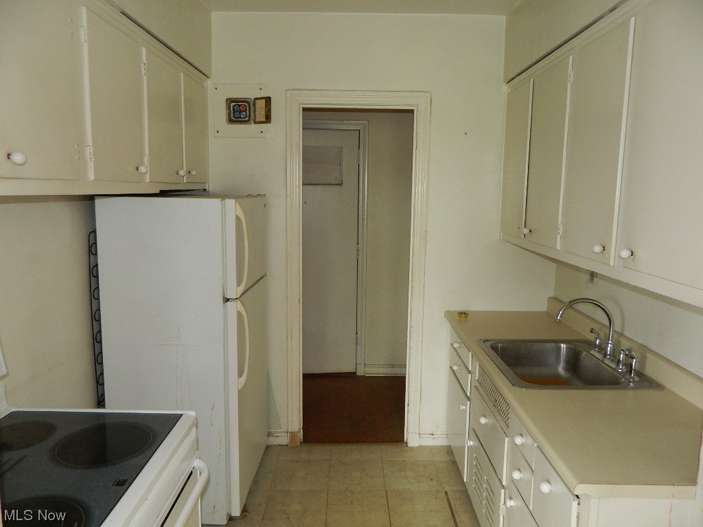 Lee Land - Residential