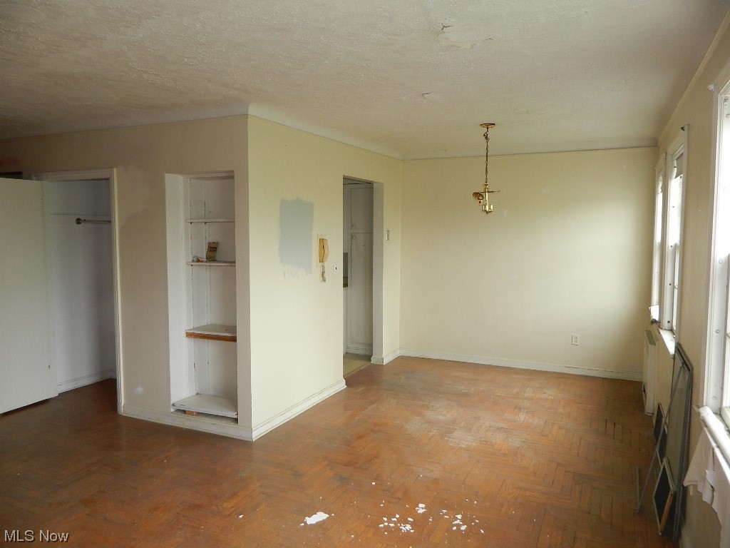 Lee Land - Residential