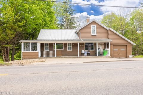 659 E Jackson Street Millersburg OH 44654