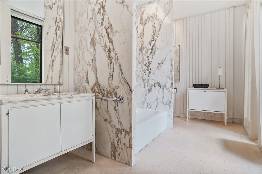 Silver Lake - Residential