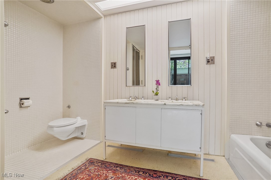 Silver Lake - Residential