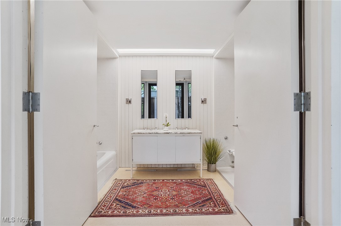 Silver Lake - Residential