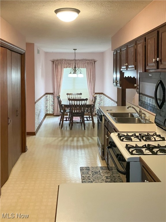 Gemwood Condo - Residential