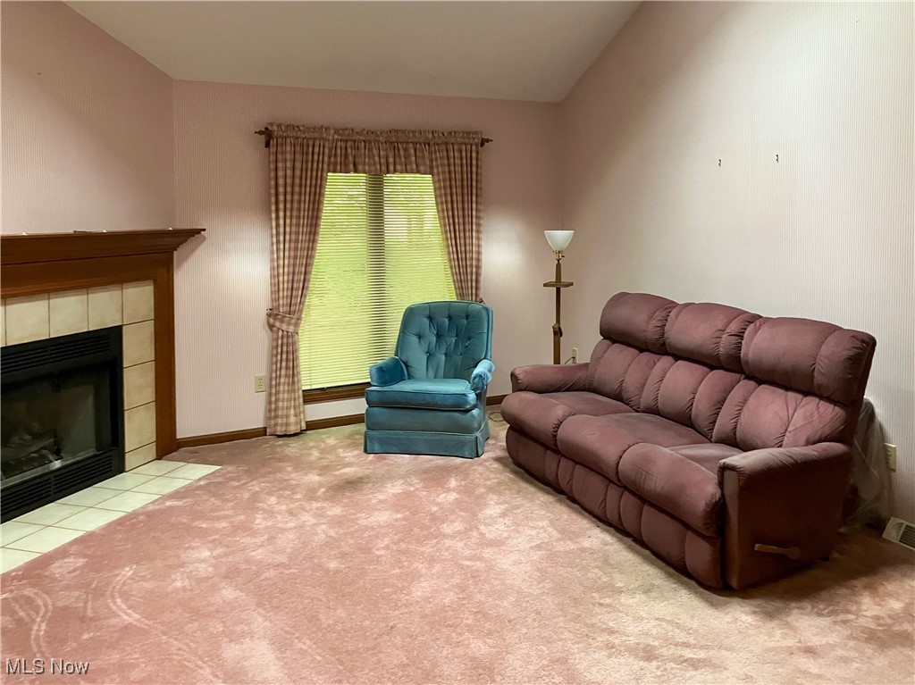 Gemwood Condo - Residential