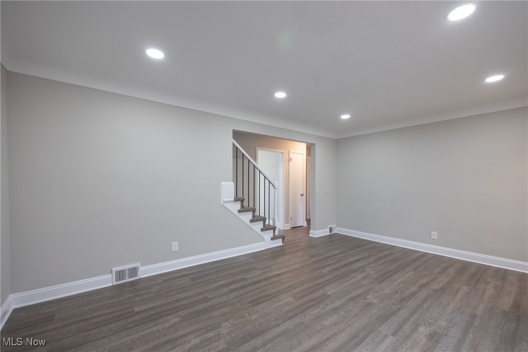 1042 Lloyd Road, Wickliffe, Ohio image 11