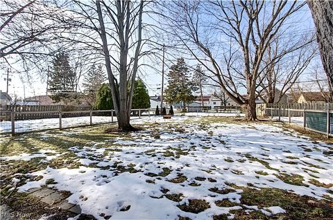 Tiny photo for 4364 W 219th Street, Cleveland, OH 44126 (MLS # 5187194)