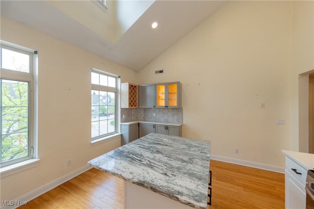 3136 Richmond Road, Beachwood, Ohio image 8