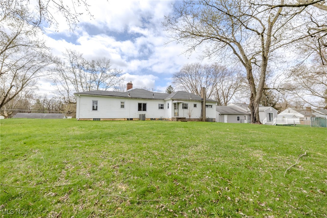 3333 NW Sweitzer Street, Uniontown, Ohio image 32