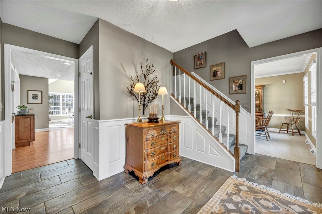 Photo of 7360 Arbor Glen Place, Concord, OH 44060 (MLS # 5196048)