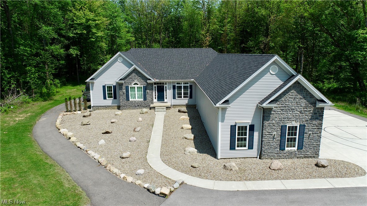 Photo 4 of 35 of 10565 Valley View Road house
