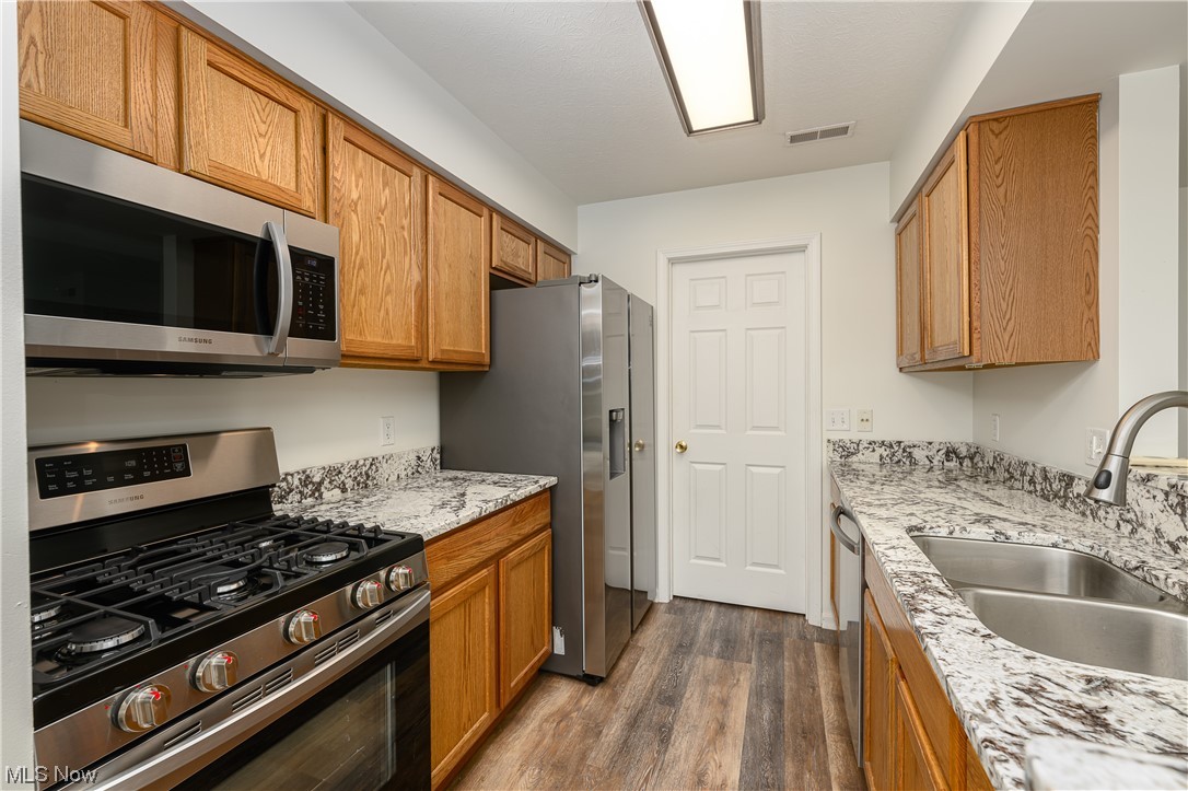 Brighton Bay 02 Rep/Newport Lane - Residential