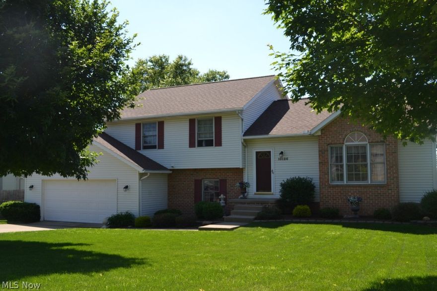 Great location, close to I77, the Towpath Trail and Historic Zoar. A beautiful home in excellent condition, featuring a freshly painted main floor, vaulted ceilings, two bay windows and large room sizes. Enjoy your evenings on the deck or by the fire pit overlooking the spacious fenced yard. An extra bonus is the short walk to the community pool!  Summers passes are available.