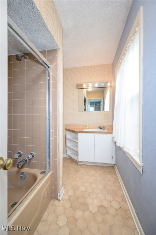 7665 Deerpath Trail, Hudson, Ohio image 21