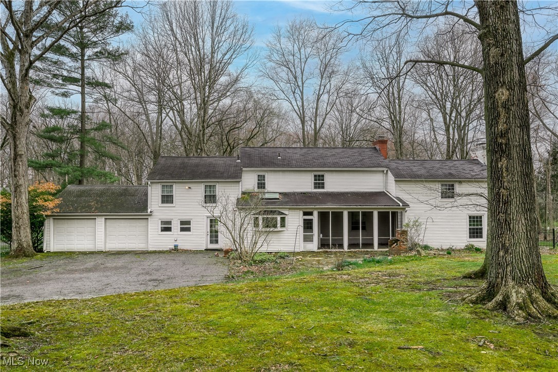 7665 Deerpath Trail, Hudson, Ohio image 6