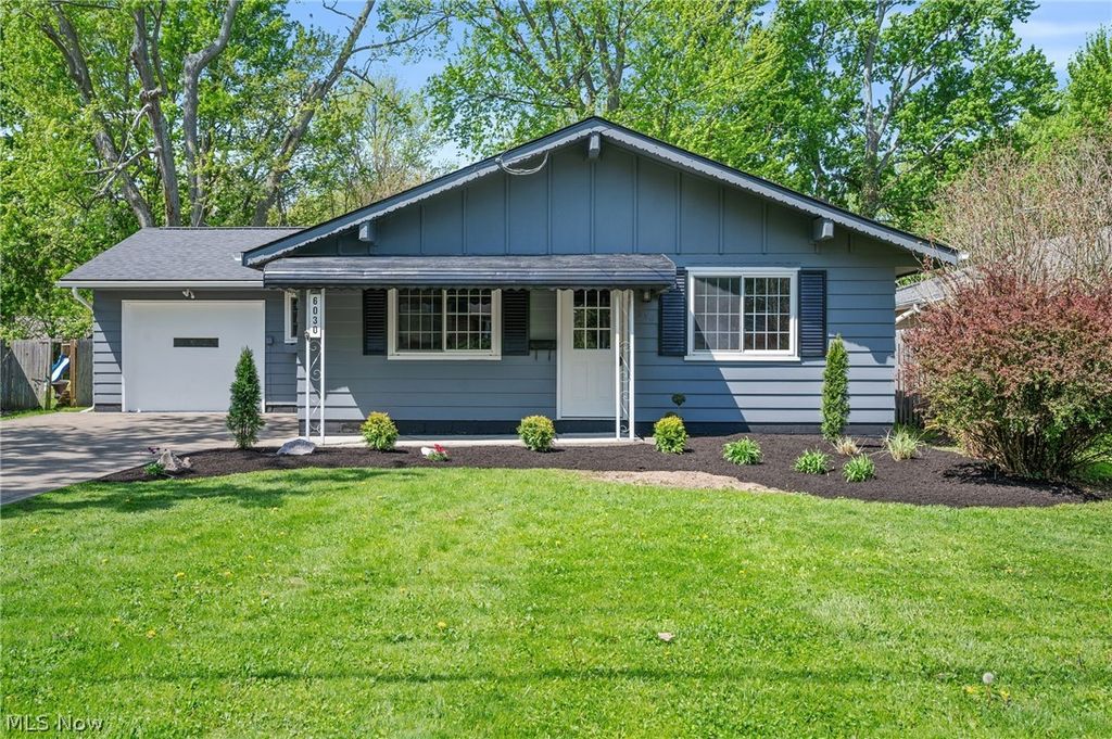 Photo of 6030 Harrison Street, Mentor, OH 44060 (MLS # 5204949)