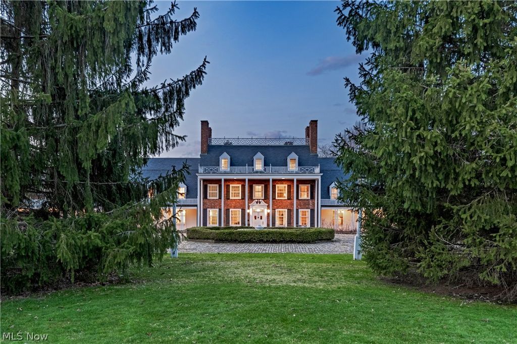 Photo of 3450 Roundwood Road, Hunting Valley, OH 44022 (MLS # 5200996)