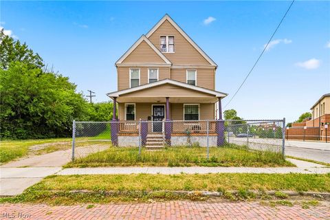 Homes For Sale - 1532 E 78th Street<br/> Cleveland, OH 44103