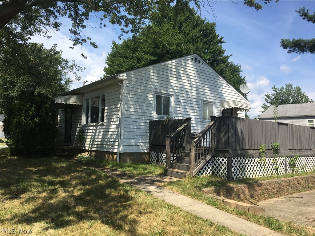 Airport Gardens - Residential