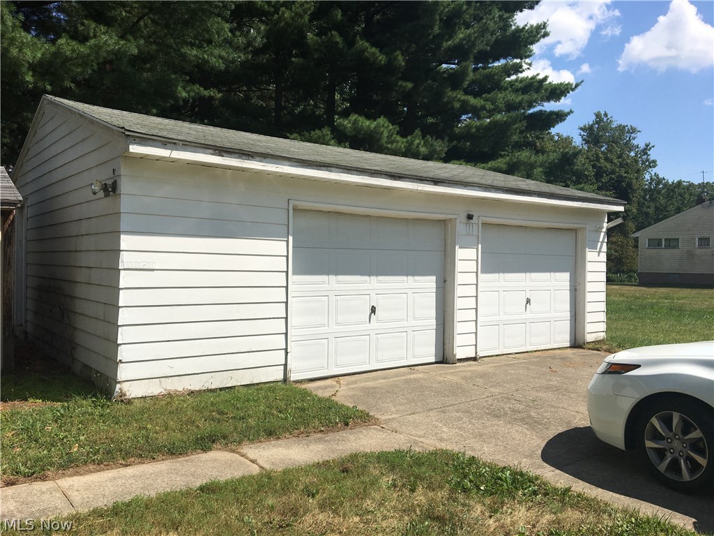 Airport Gardens - Residential