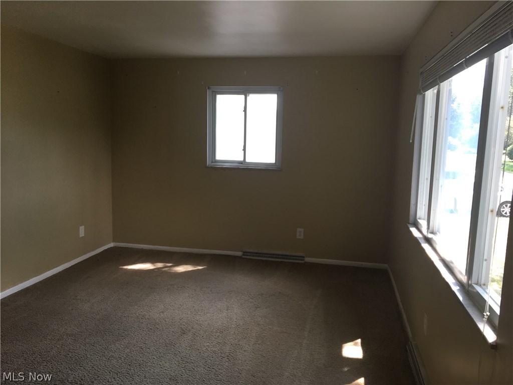 Airport Gardens - Residential