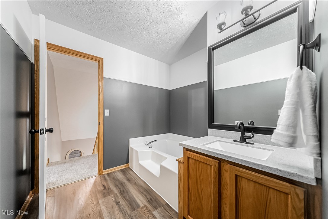 34788 Deer Run Drive, North Ridgeville, Ohio image 25