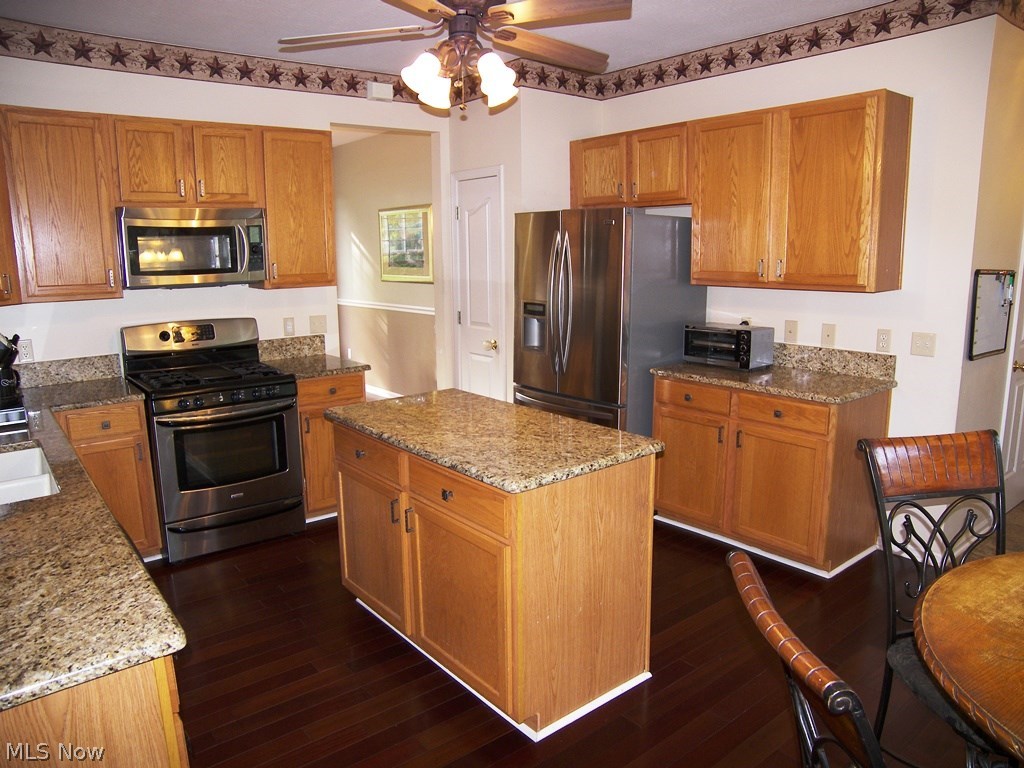 Eaton Estate Ph 4 - Residential