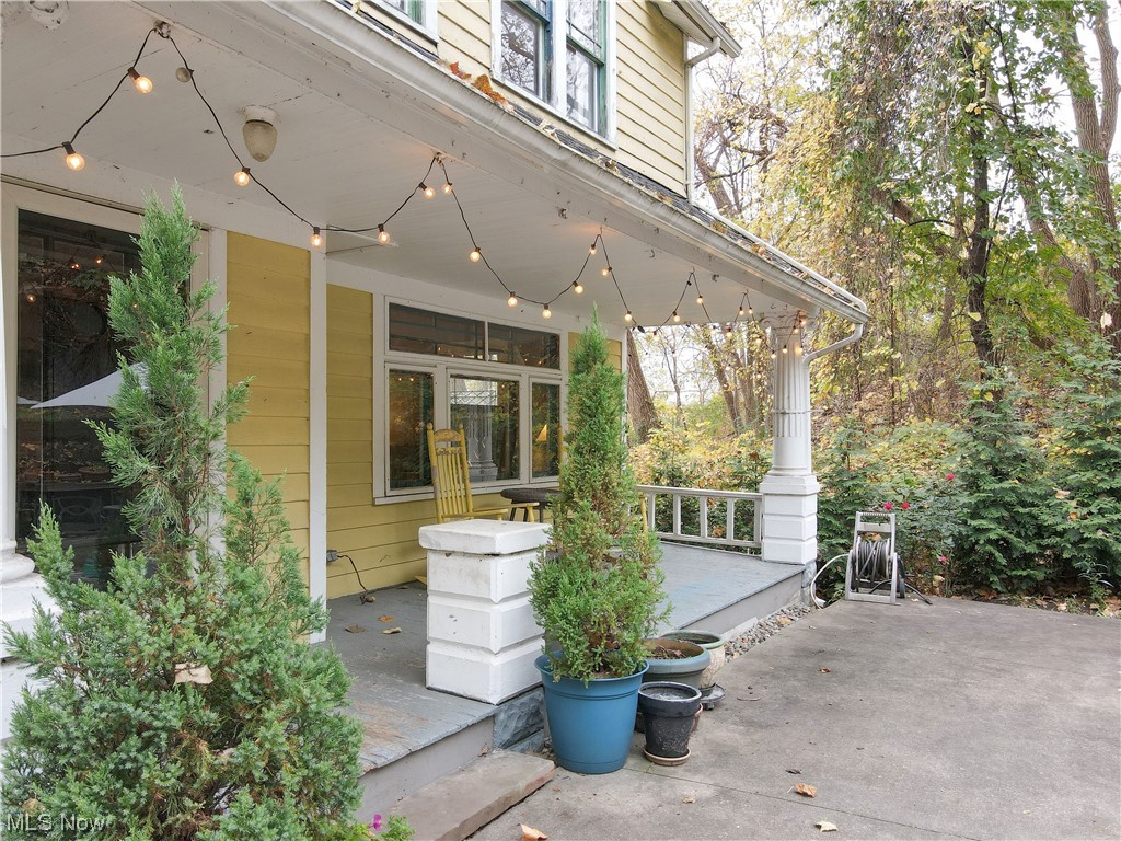 Josephine L Hartzells Resub - Residential Lease