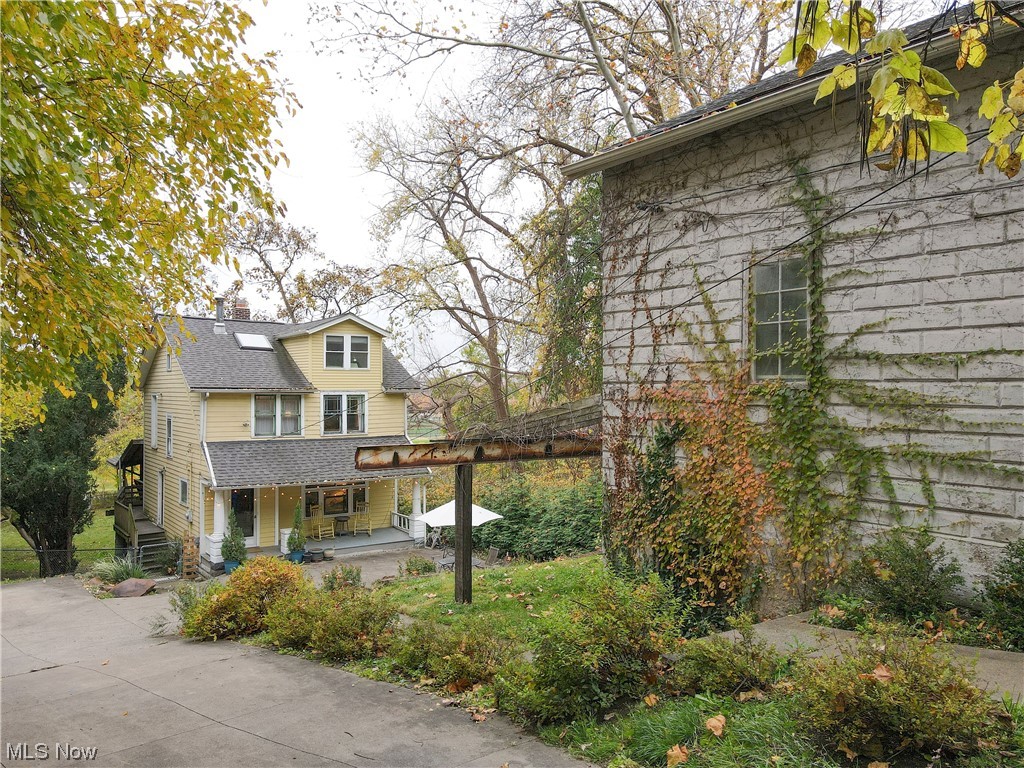 Josephine L Hartzells Resub - Residential Lease